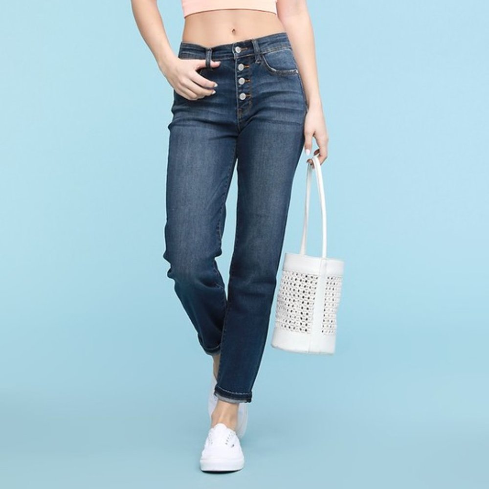 Judy Blue Button Fly Boyfriend Jeans